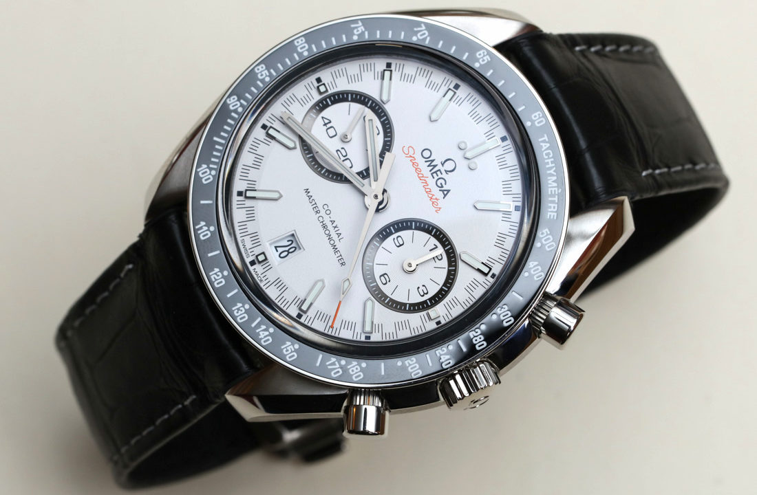 Omega-Speedmaster-Racing-Master-Chronometer-2017--16