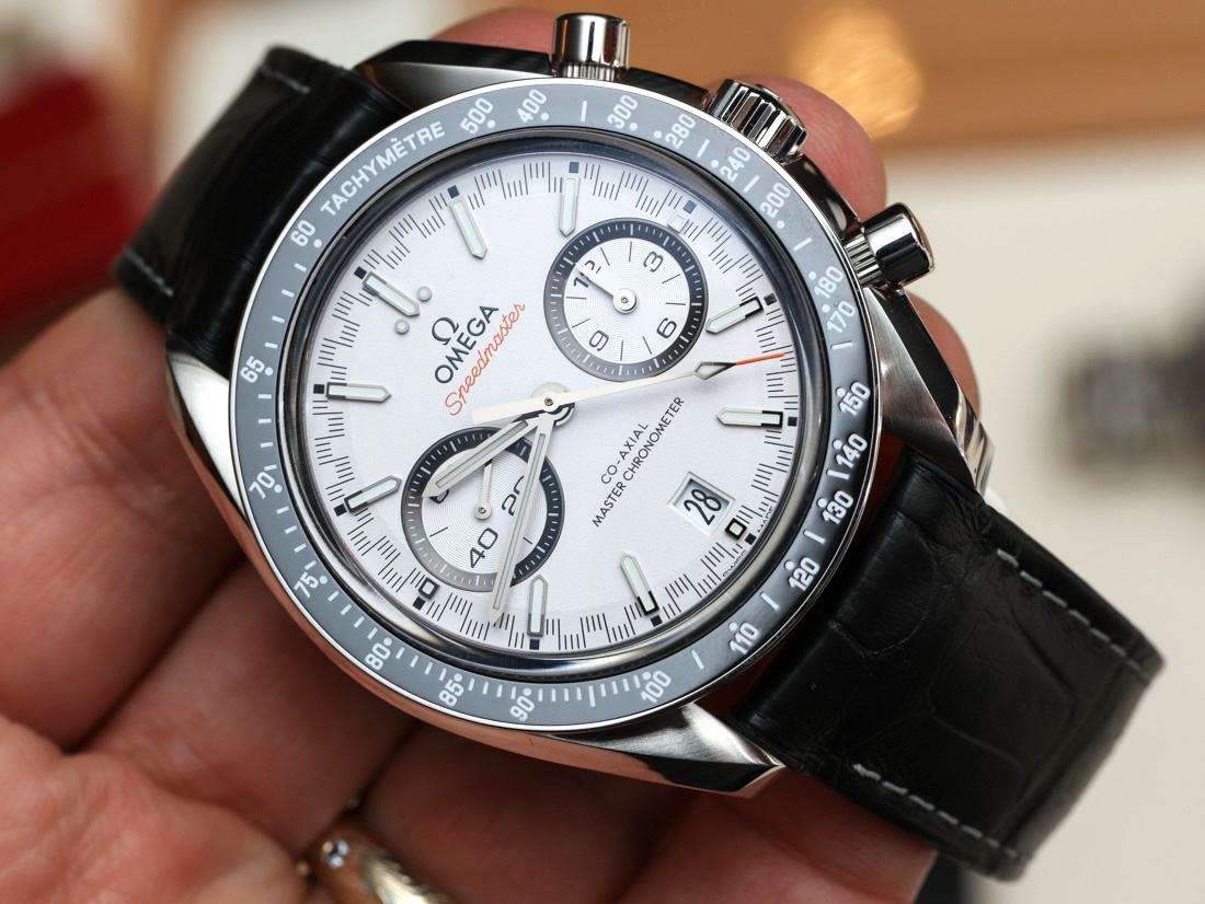 Omega-Speedmaster-Racing-Master-Chronometer-2017--17