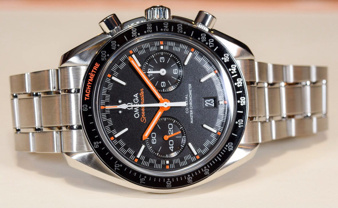 Omega-Speedmaster-Racing-Master-Chronometer-2017--6