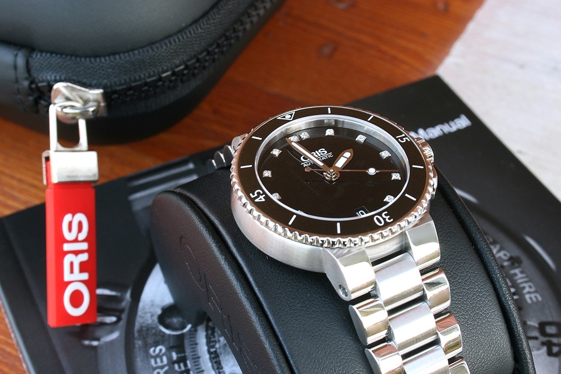 Oris-Aquis-36mm-Automatic-For-My-Daughter-11