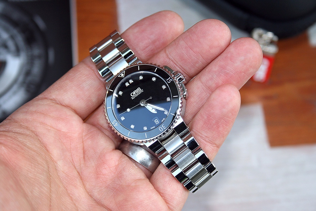 Oris-Aquis-36mm-Automatic-For-My-Daughter-5