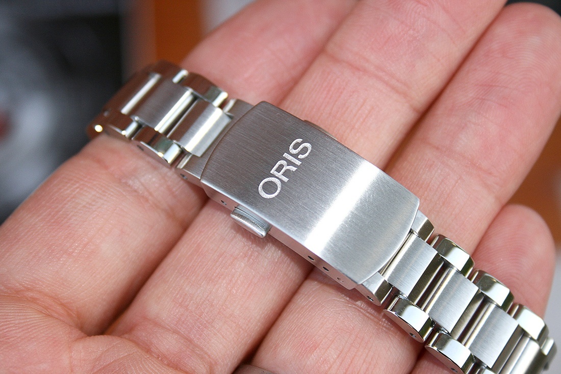 Oris-Aquis-36mm-Automatic-For-My-Daughter-7