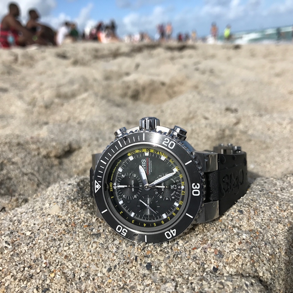 Oris-Aquis-Depth-Gauge-Chronograph-05