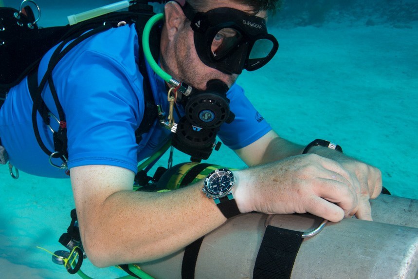 Oris-Aquis-Oris-Prodiver-dive-watch-Grand-Cayman--60