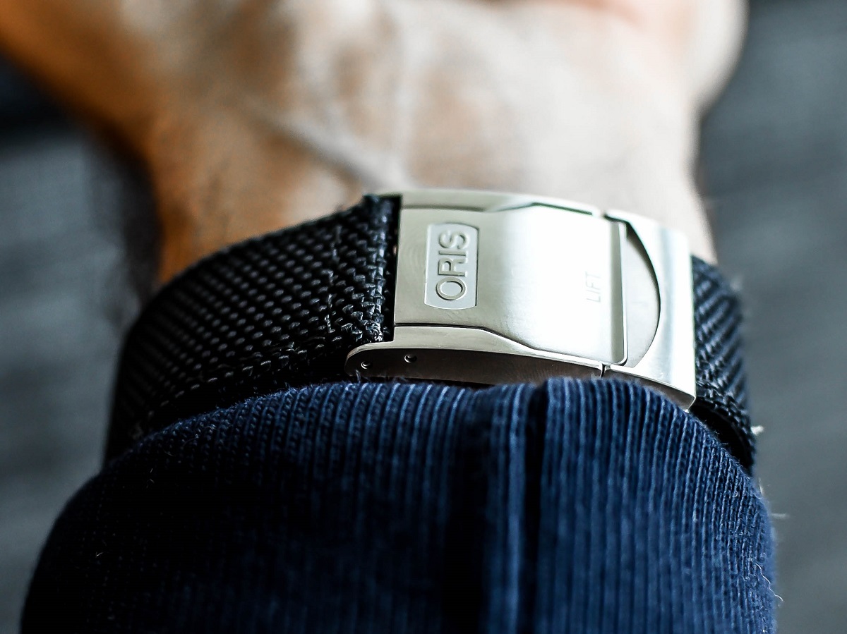 Oris Big Crown ProPilot Worldtimer strap and clasp