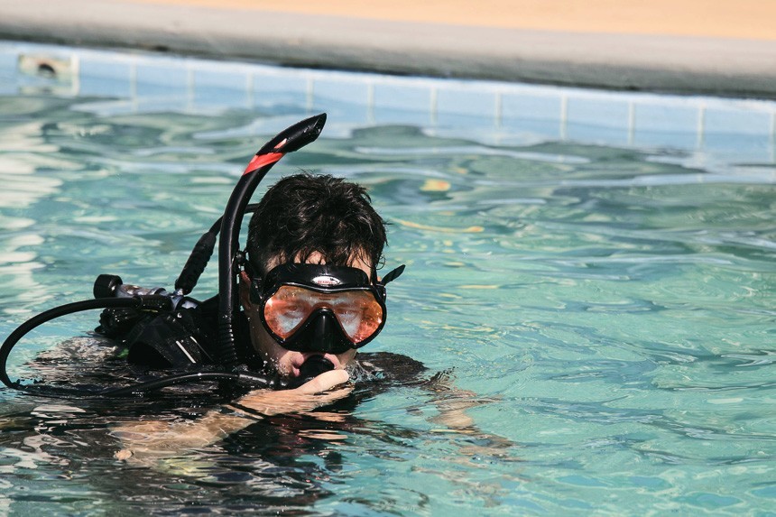 Oris-diving-grand-cayman-zach-1