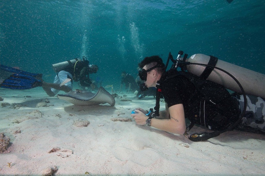 Oris-diving-grand-cayman-zach-42