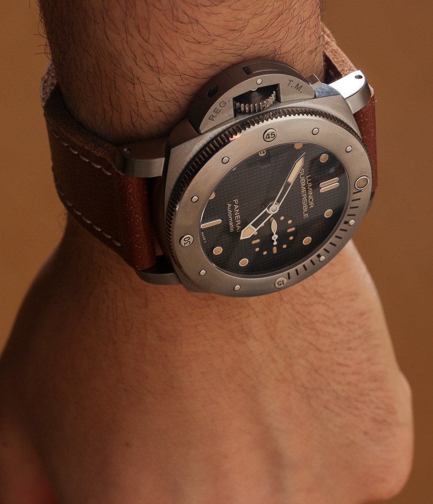 PANERAI-Luminor-Submersible-Left-Handed-Titanio-PAM569-2