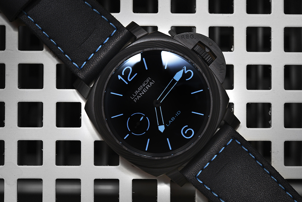 Panerai-LAB-ID-Luminor-1950-Carbotech-3-Days-PAM700-12