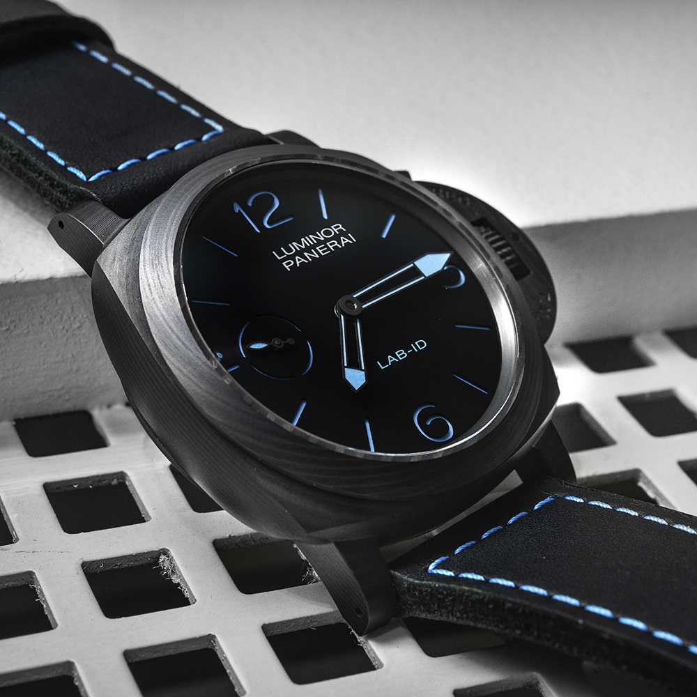 Panerai-LAB-ID-Luminor-1950-Carbotech-3-Days-PAM700-14