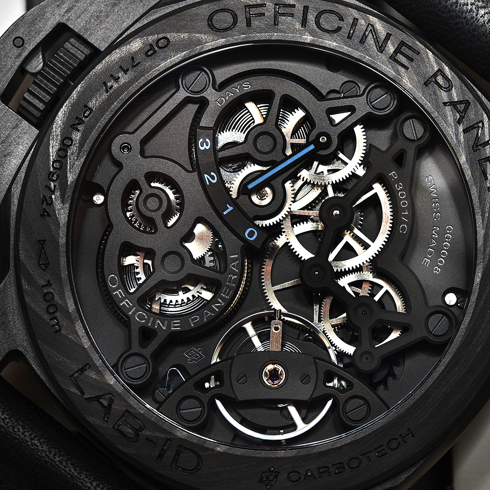 Panerai-LAB-ID-Luminor-1950-Carbotech-3-Days-PAM700-7