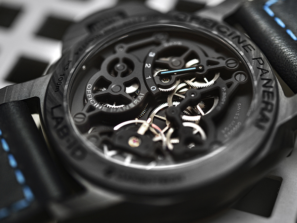 Panerai-LAB-ID-Luminor-1950-Carbotech-3-Days-PAM700-9