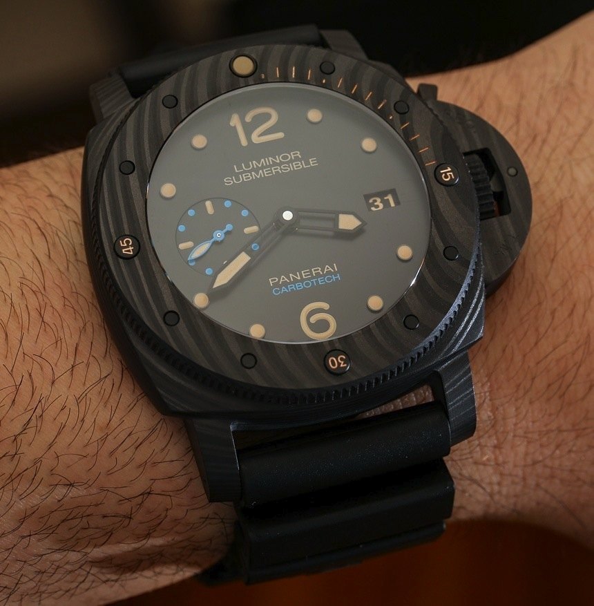 Panerai-Luminor-Submersible-1950-Carbotech-3-Days-Automatic-PAM616--4