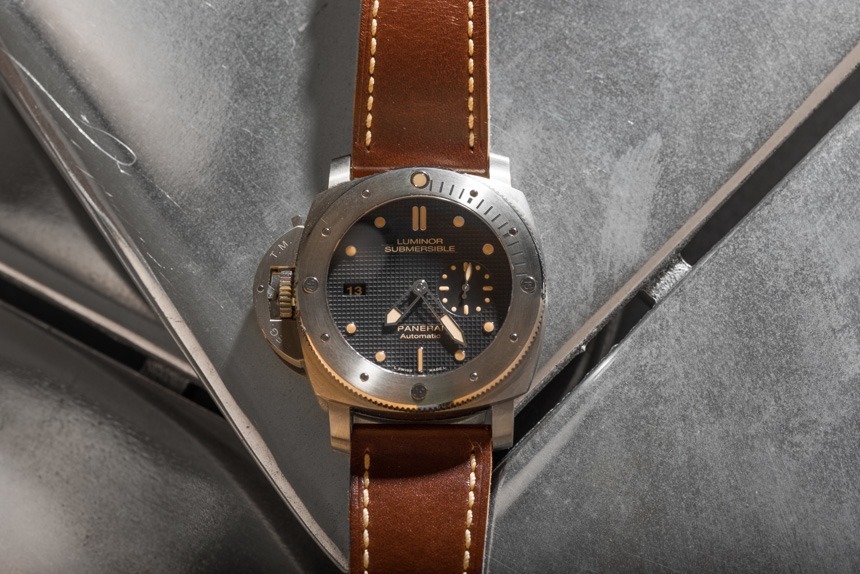 Panerai-Luminor-Submersible-Left-Handed-Titanio-PAM569--3