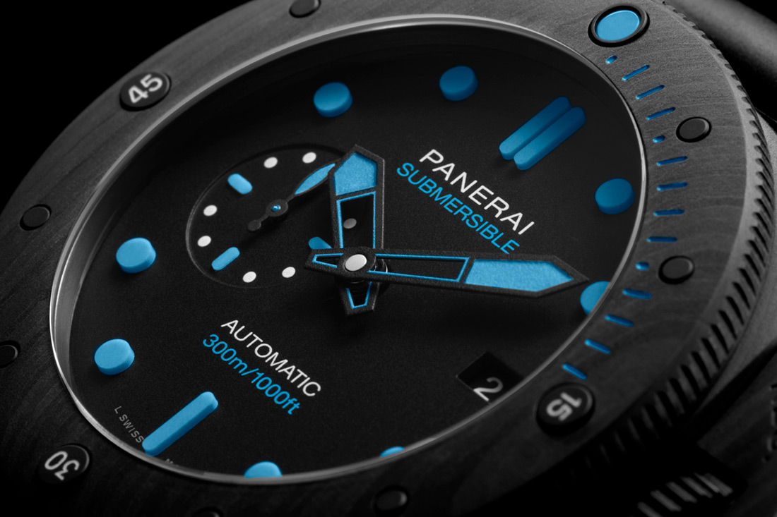 Panerai Submersible Carbotech dial