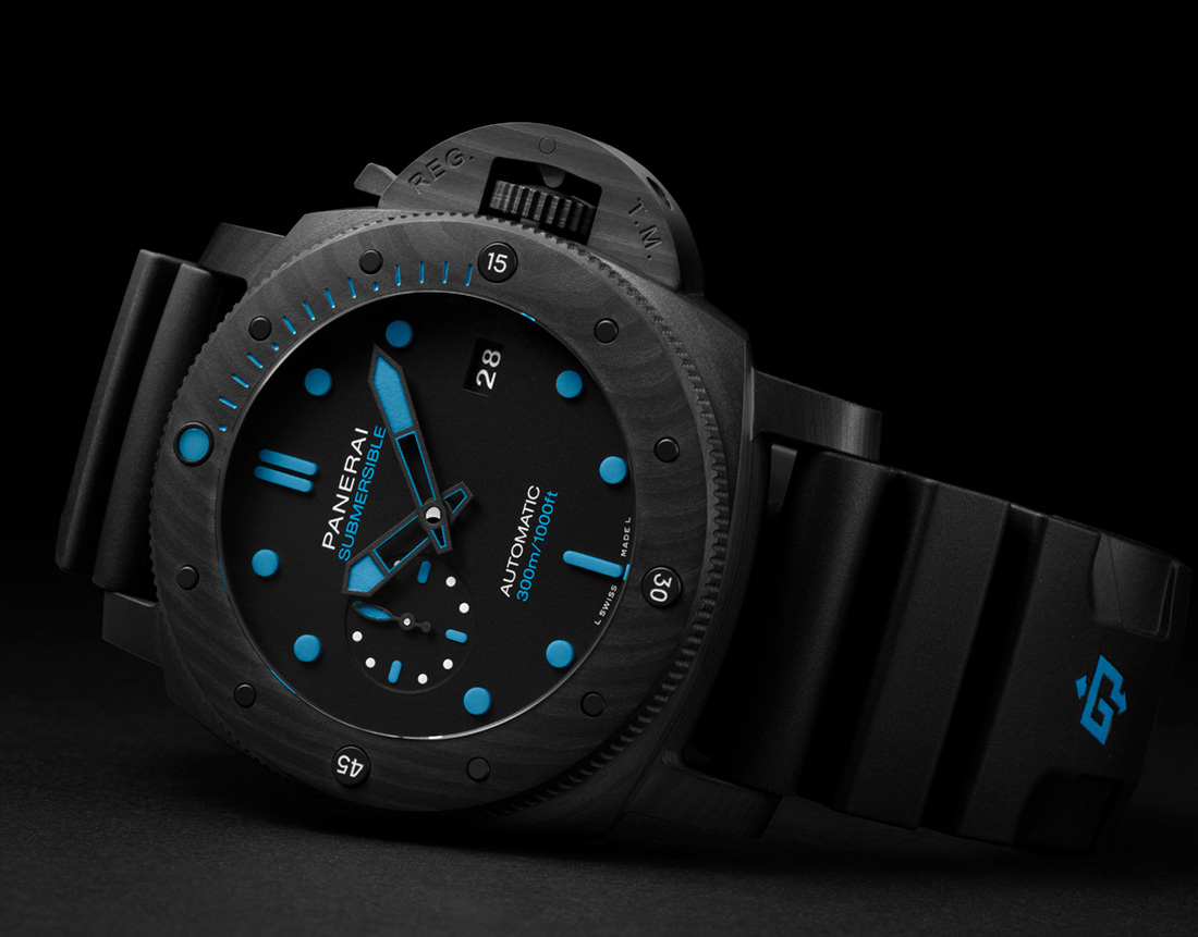 Panerai Submersible Carbotech watch