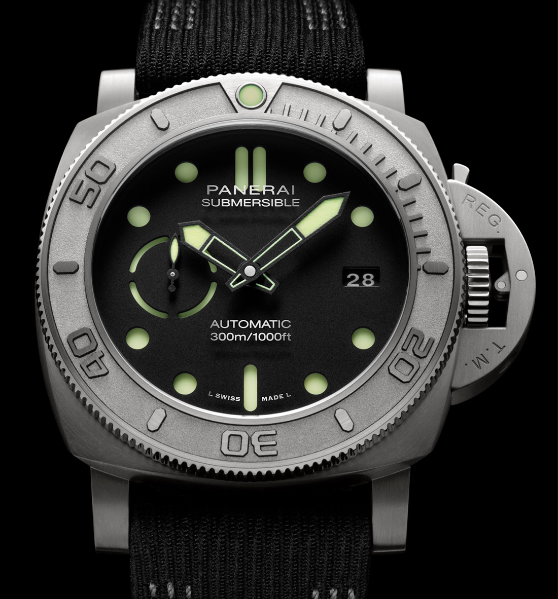 Panerai Submersible Mike Horn Edition PAM 984  PAM 985