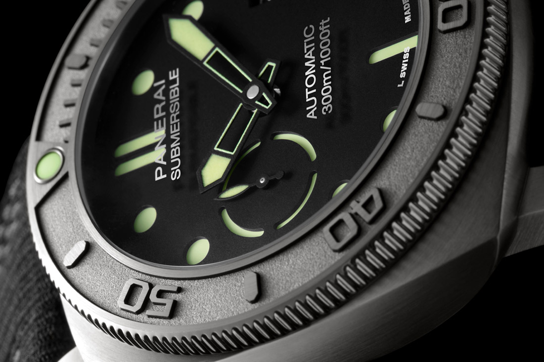 Panerai Submersible Mike Horn Edition PAM 984  PAM 985 bezel