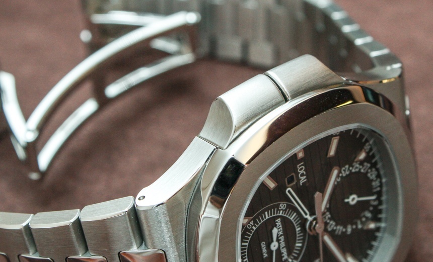 Patek-Philippe-5990-Nautilus-5