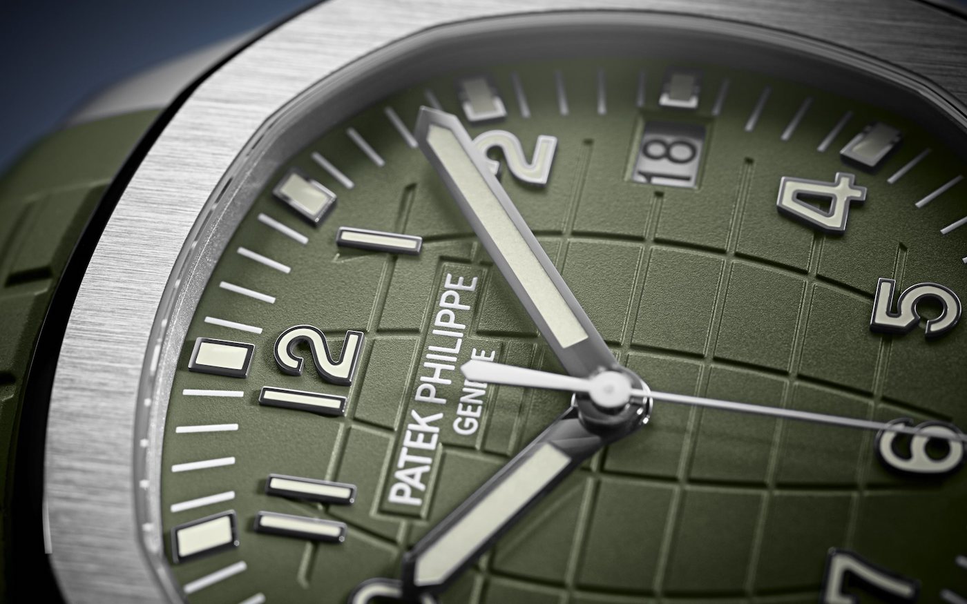 Patek Philippe Aquanuat 5168A Khaki Green White Gold Jumbo