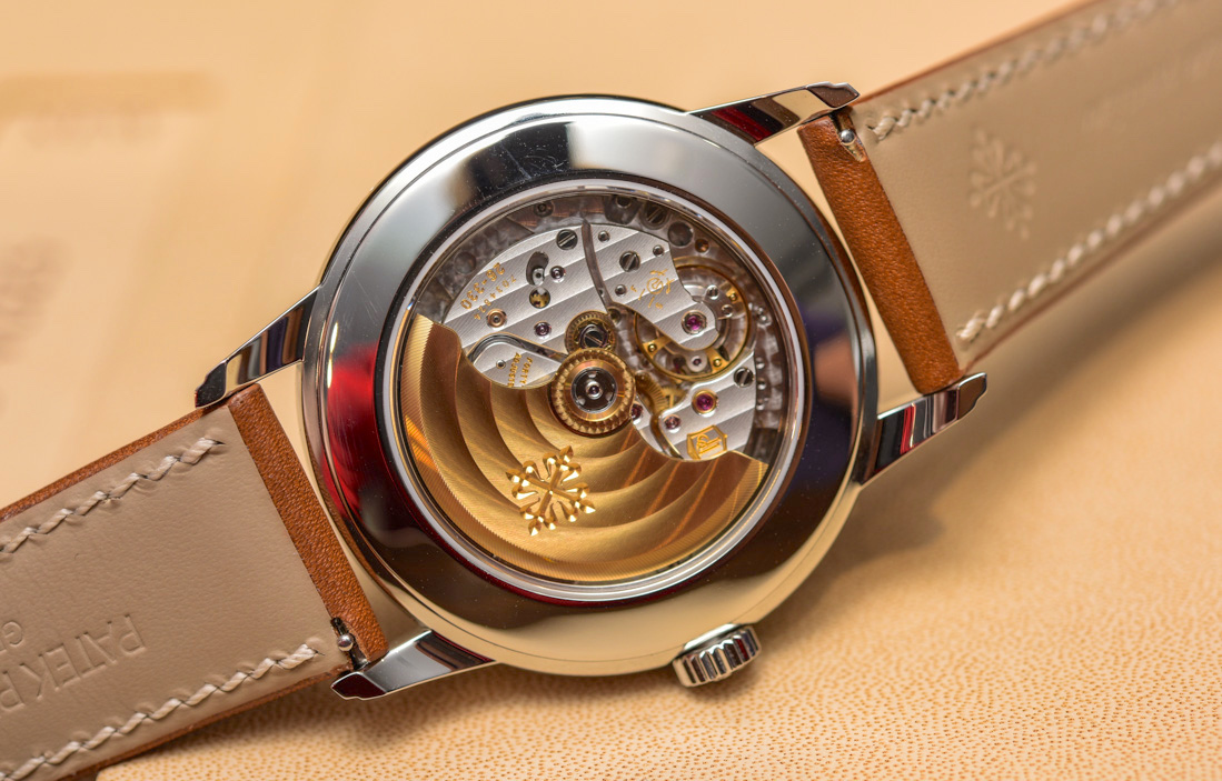 patek philippe 5212a calatrava weekly calendar