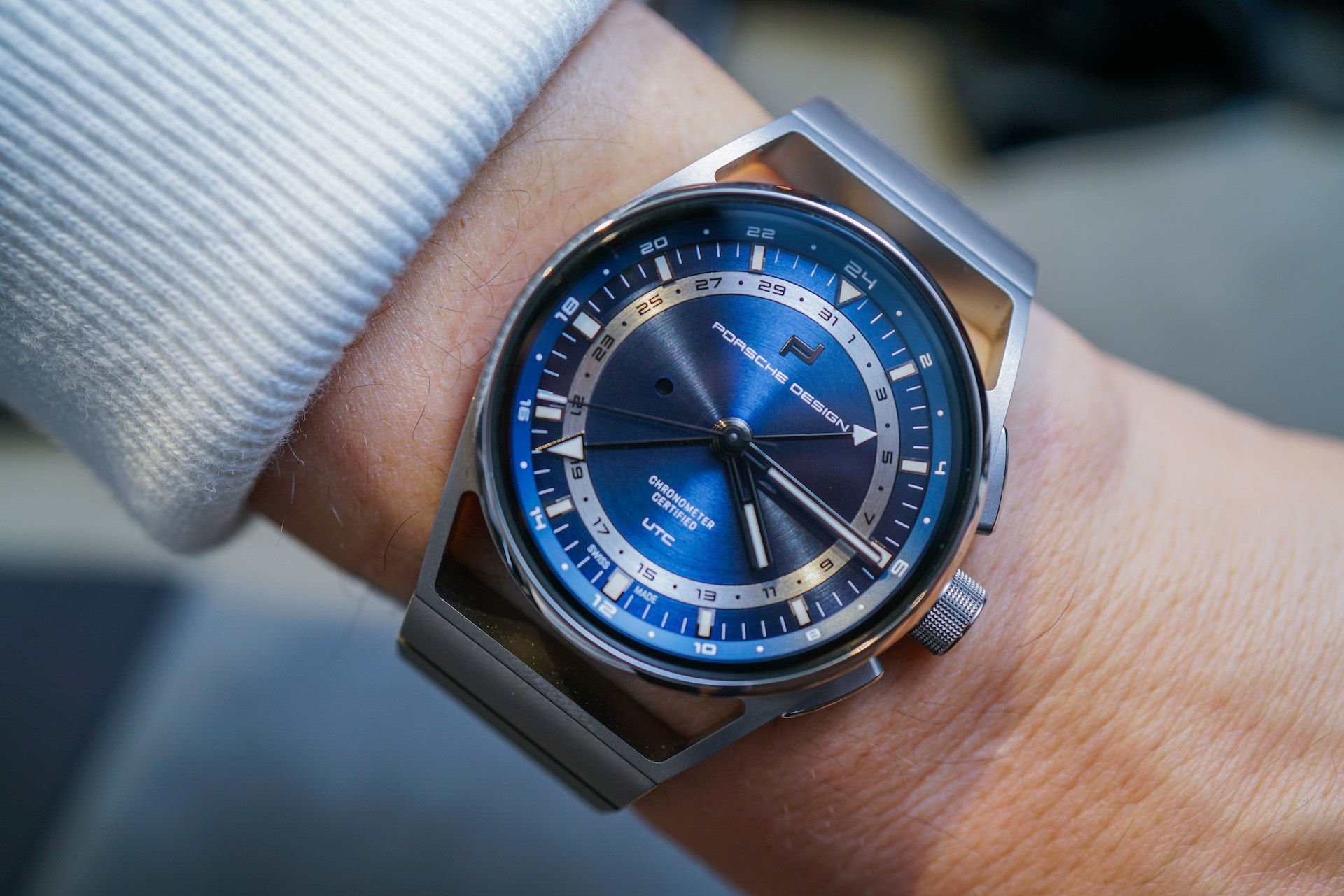 porsche design 1919 globetimer utc