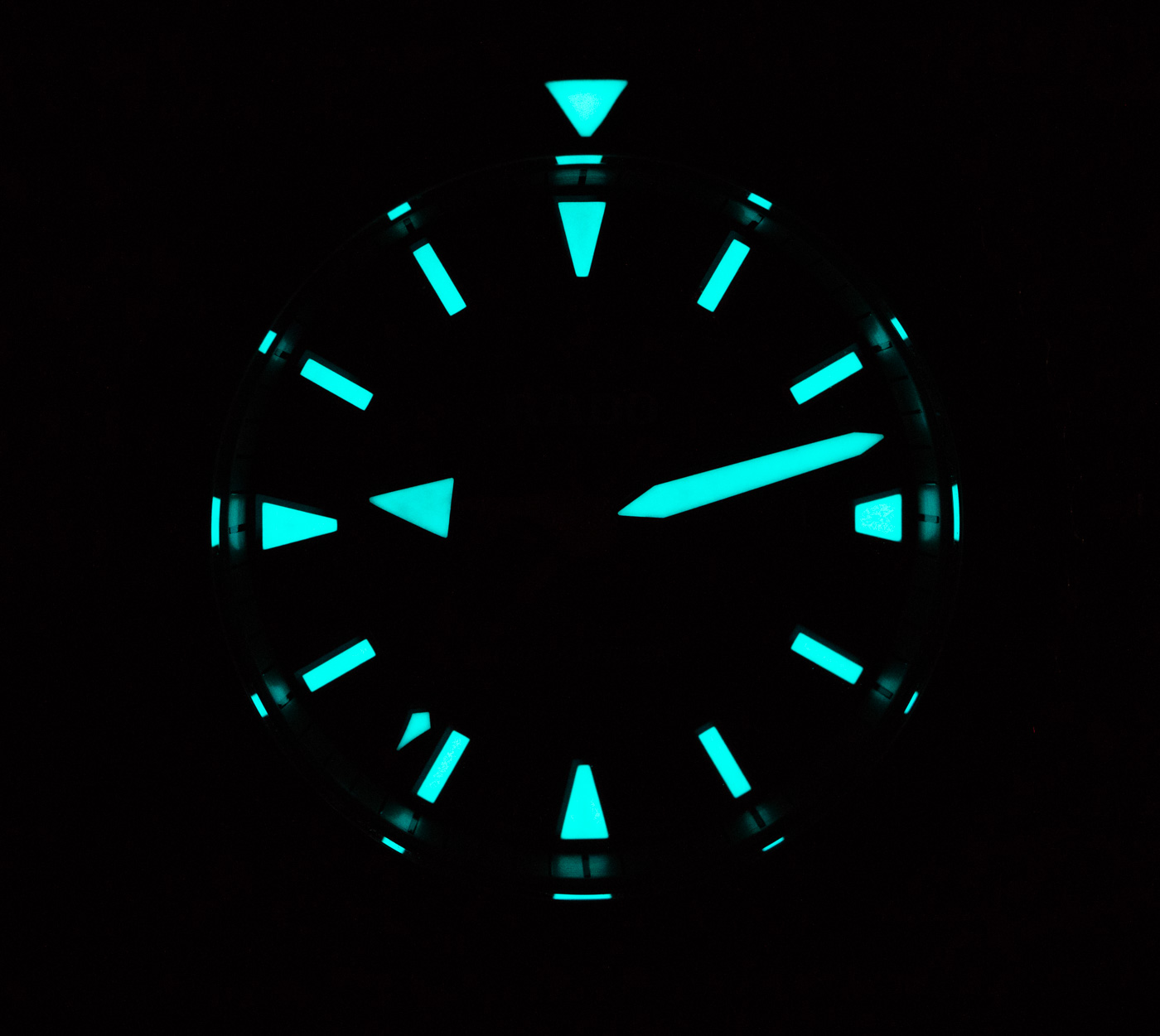 rado captain cook 45mm