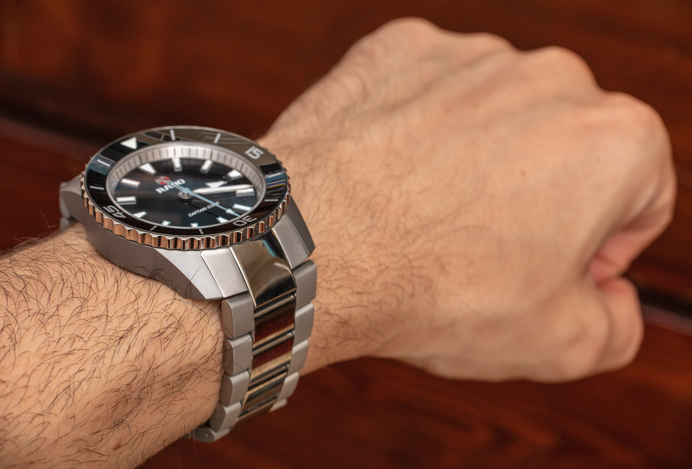 rado captain cook 45mm