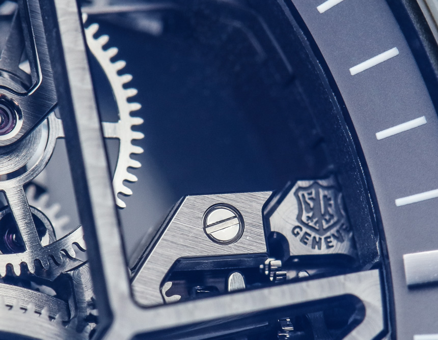 Roger-Dubuis-Excalibur-Skeleton-Automatic-11