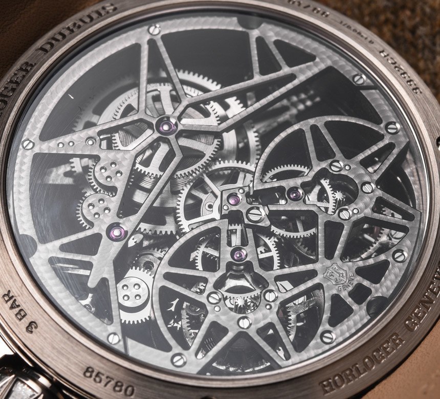 Roger-Dubuis-Excalibur-Star-of-Infinity--17