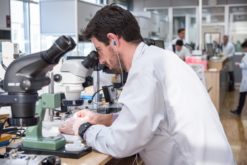 Roger-Dubuis-Manufacture-Visit-Geneva-Seal--98