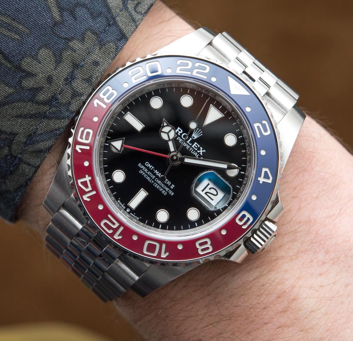 rolex gmt master ii on wrist