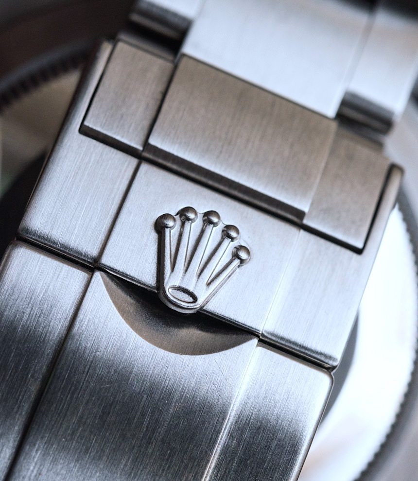 Rolex-Submariner-No-Date-114060-Tudor-Heritage-Black-Bay-Black-79220-Compare-Review--24