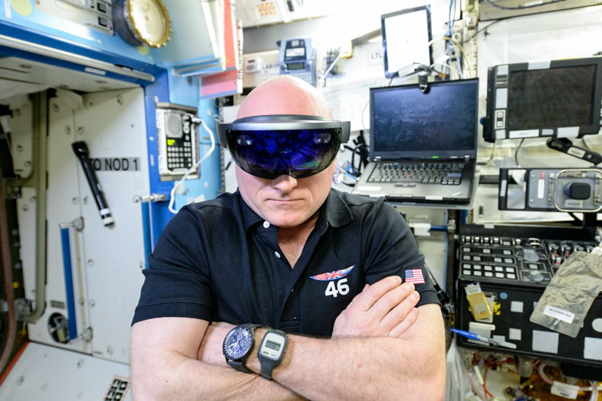 Scott-Kelly-breitling-watch-2