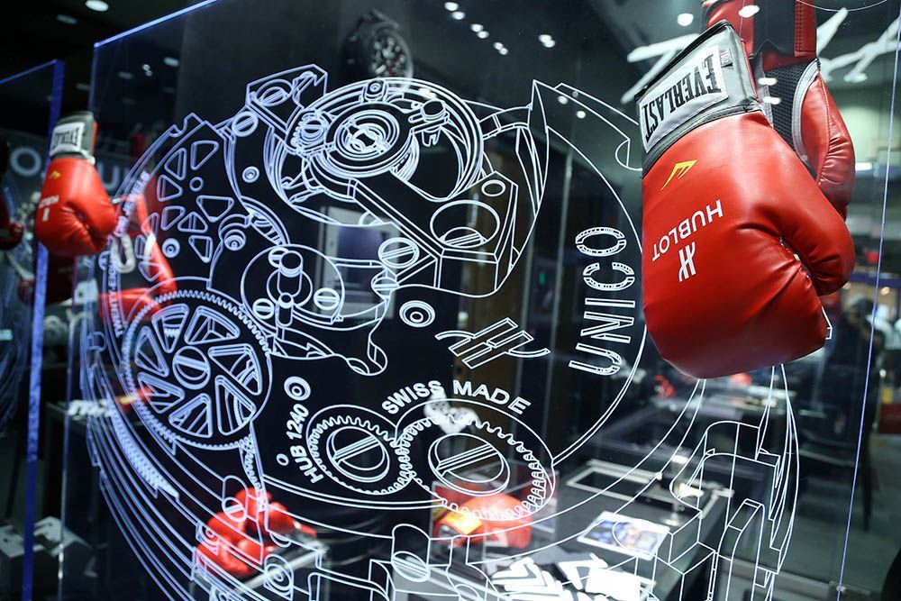 hublot-boxing-gloves