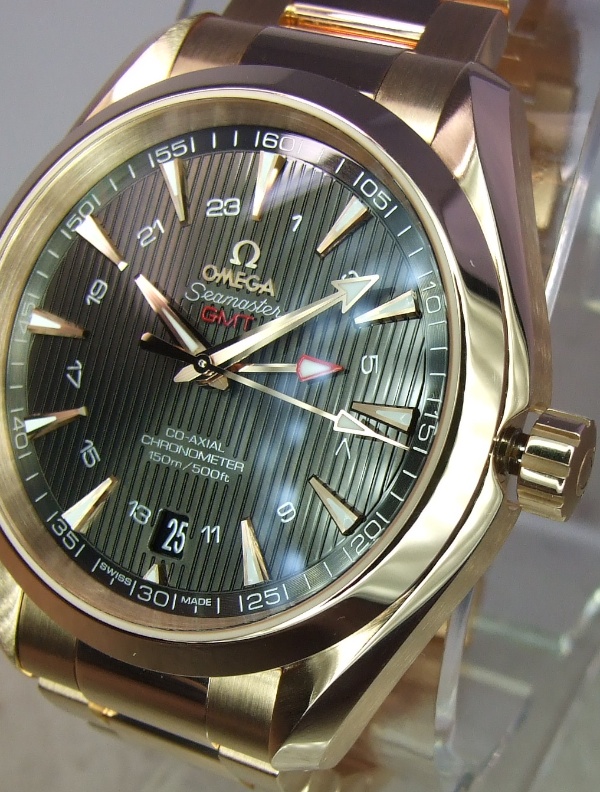 Omega Aqua Terra crown