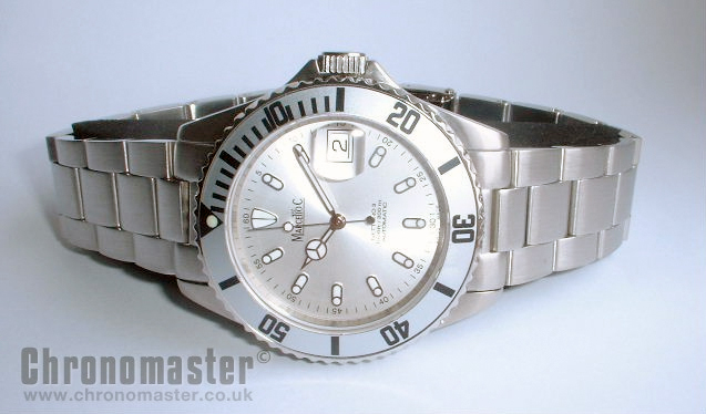 Marcello C. Nettuno 3 Silver face watch