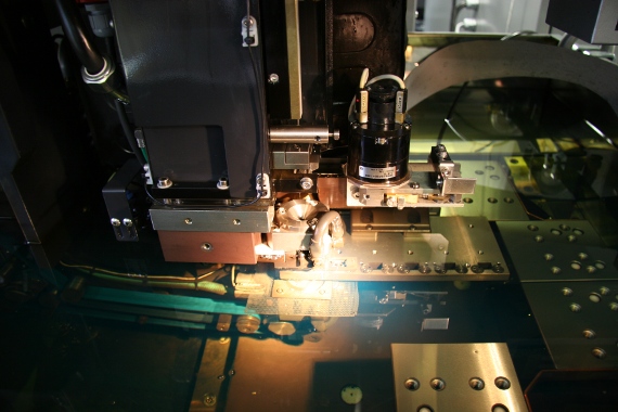 wire erosion machine