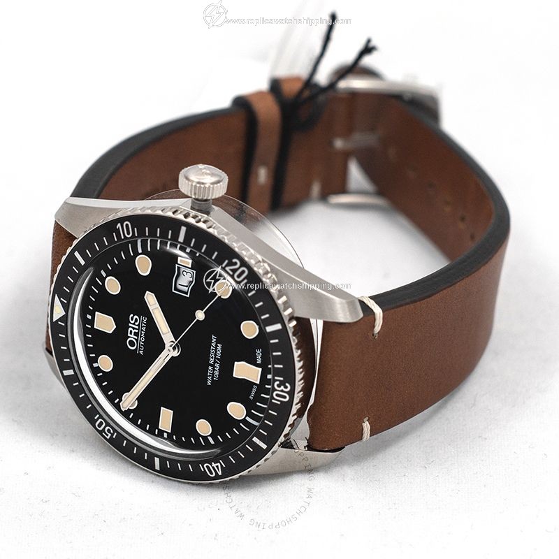 Oris Divers 01 733 7720 4054-07 5 21 45 1