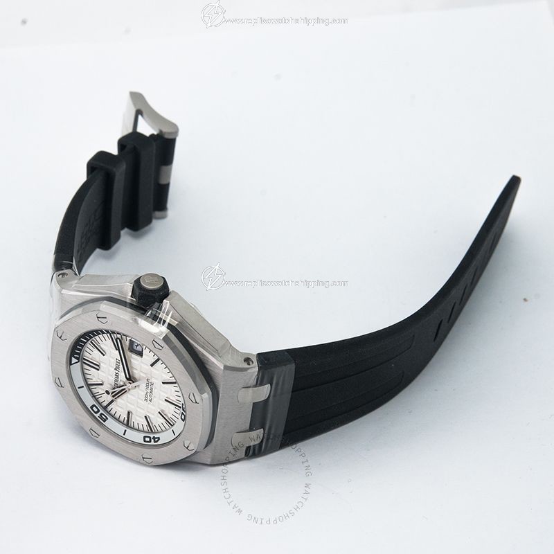 Audemars Piguet Royal Oak Offshore 15710ST.OO.A002CA.02 1