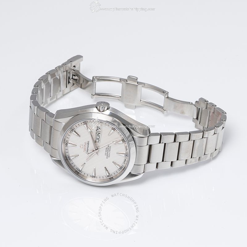 Omega 231.10.43.22.02.001 1