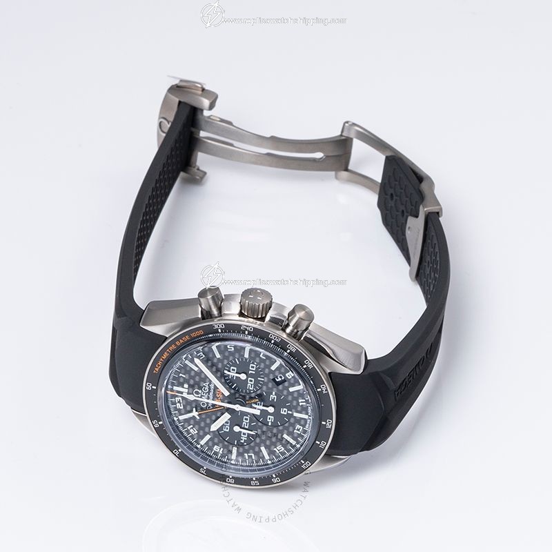 Omega Speedmaster 321.92.44.52.01.001 1