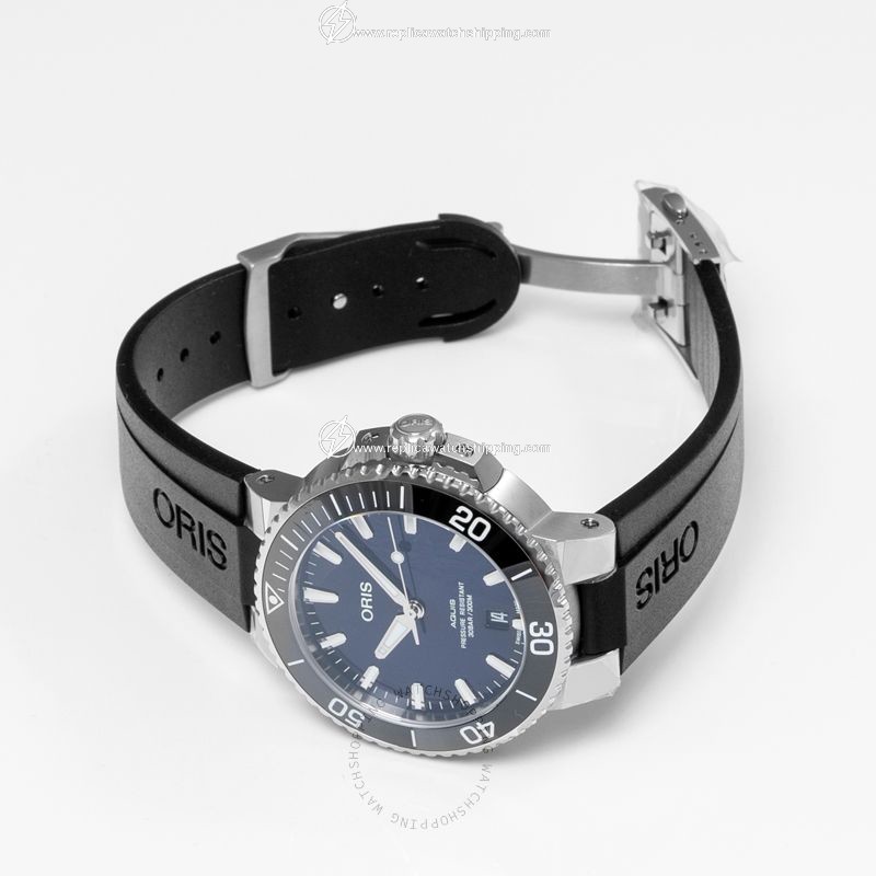 Oris Aquis 01 733 7732 4135-07 4 21 64FC 1