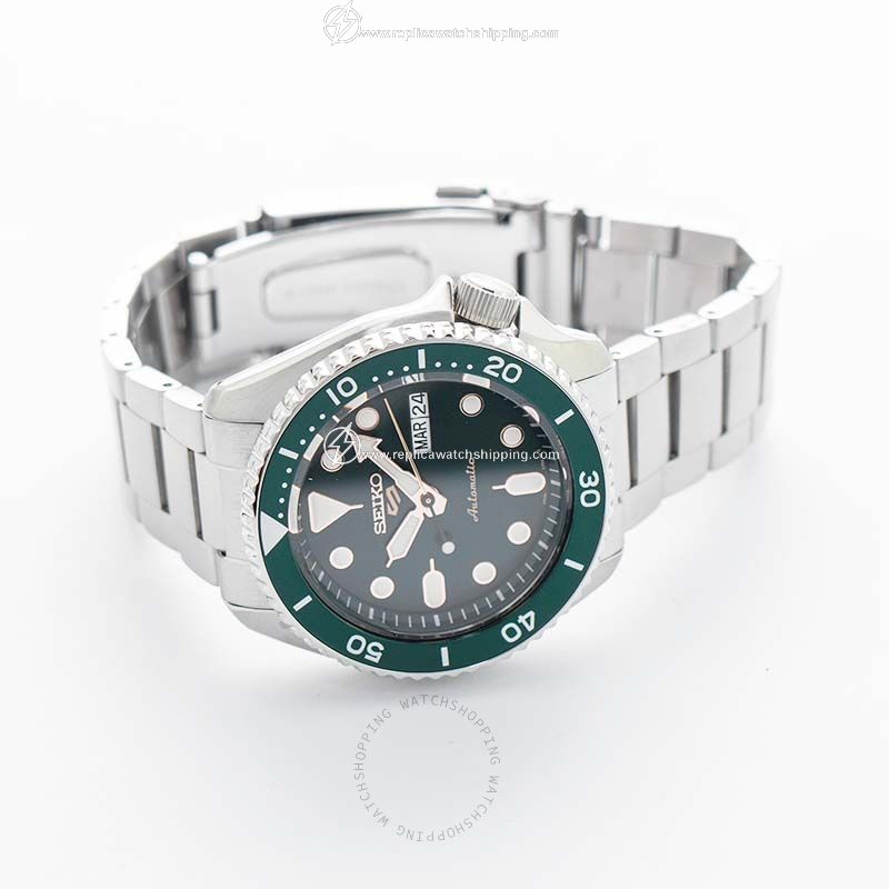 Seiko 5 Sports SRPD63K1 1