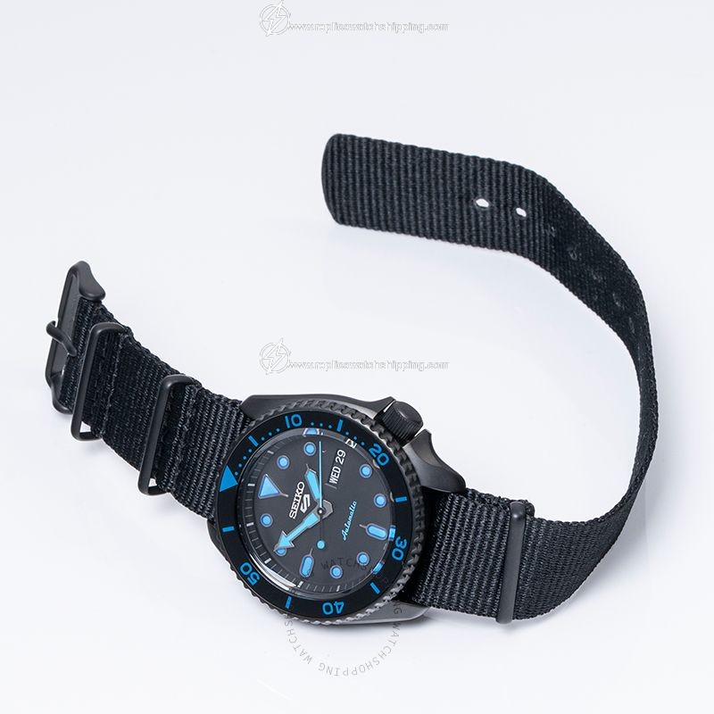 Seiko 5 Sports SRPD81K1 1