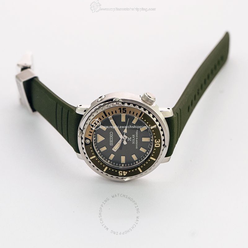 Seiko Prospex SUT405P1 1