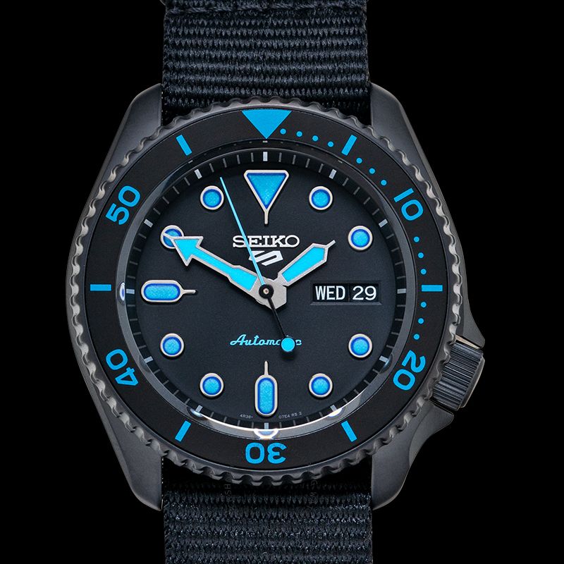 Seiko 5 Sports SRPD81K1 3